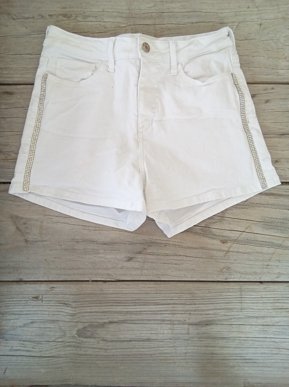 GUESS White Denim Rhinestone Side Stripe Mid Rise Jean Shorts Size 29